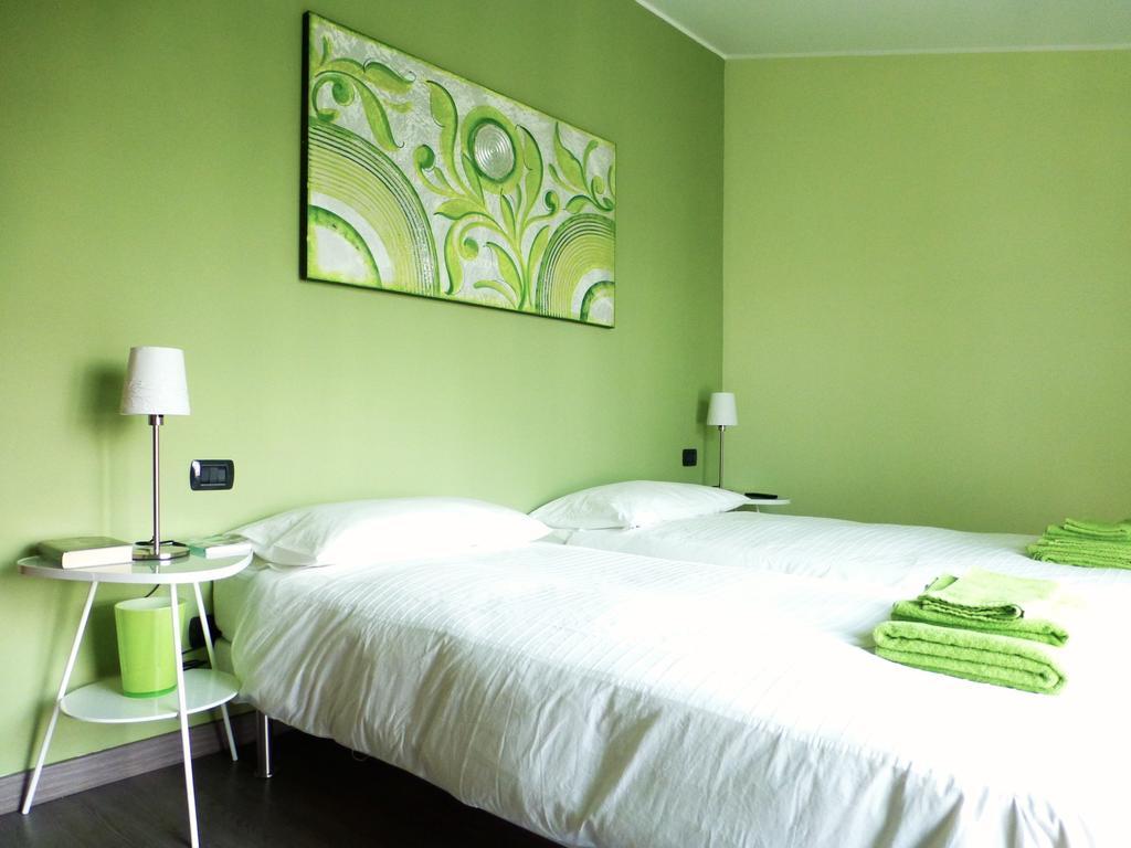 Rutilia22 Milan Room photo
